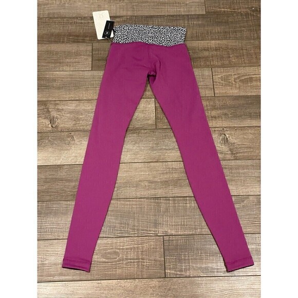 NWT LULULEMON WUNDER UNDER PANT III RVS LUON MID RISE LEGGINGS 2 NEW REVERSIBLE - Picture 13 of 16